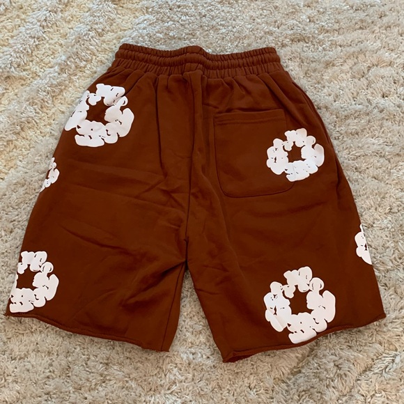 Denim Tears brown shorts flared the cotton wreath men’s size large - Picture 2 of 2